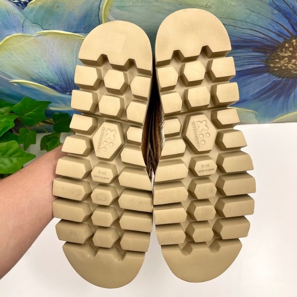 New Pedro Garcia Sebas Lug Penny Loafer in Gold 39.5 / US 9.5 - Picture 9 of 16